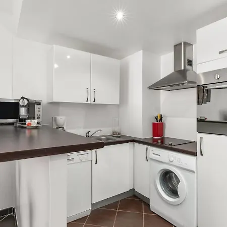 Apartment Luxury Yourhosthelper