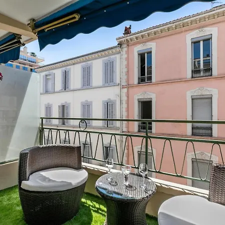 Luxury Yourhosthelper Apartment *